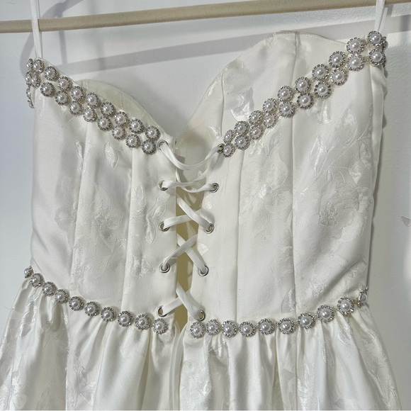 NEW NWT V. Chapman Lucia Strapless Pearl-Embellished A Line Midi Dress White - Picture 9 of 12